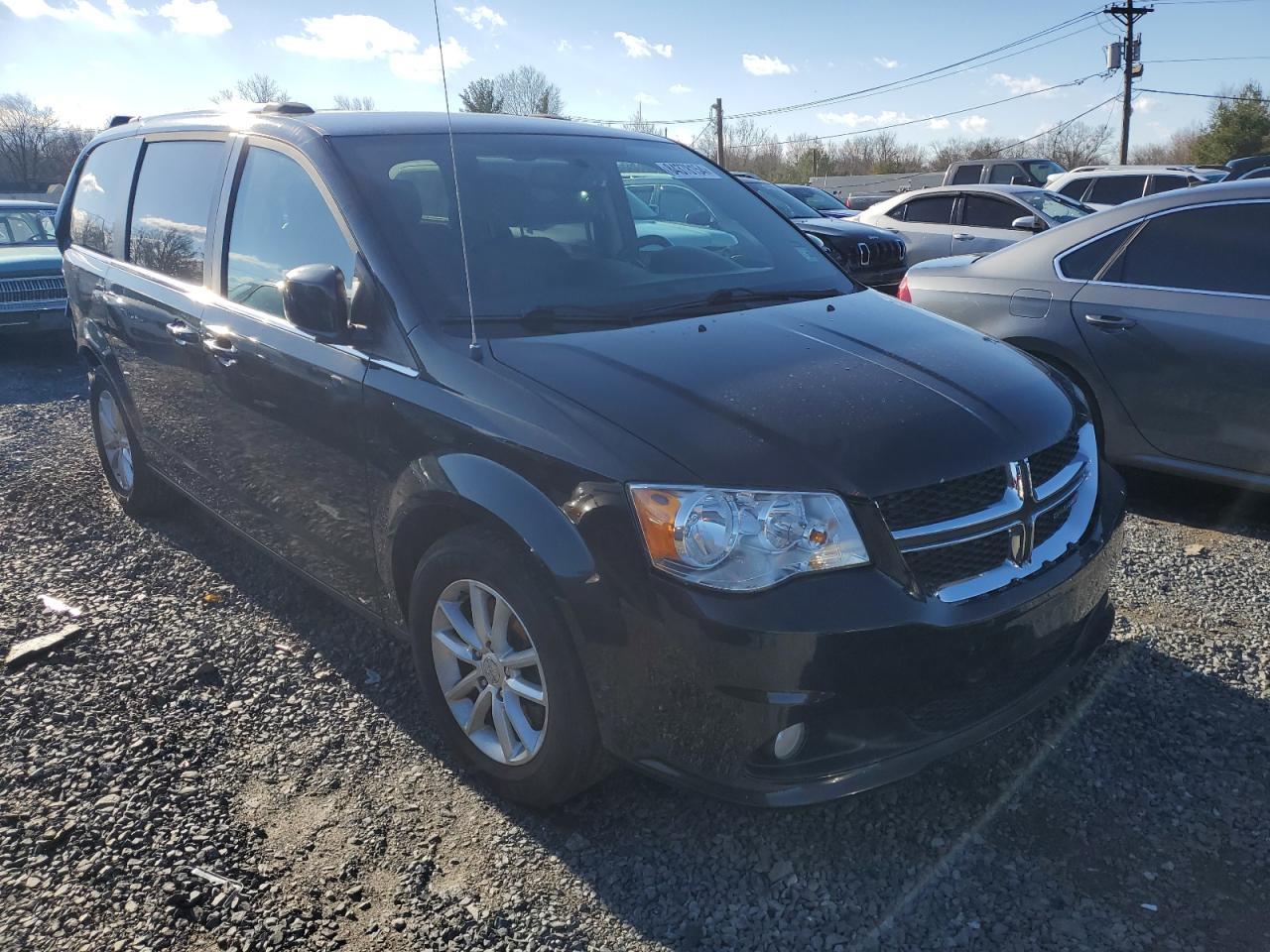 2018 Dodge Caravan - Image 4