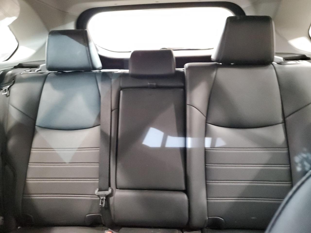 2021 Toyota RAV 4 - Image 10