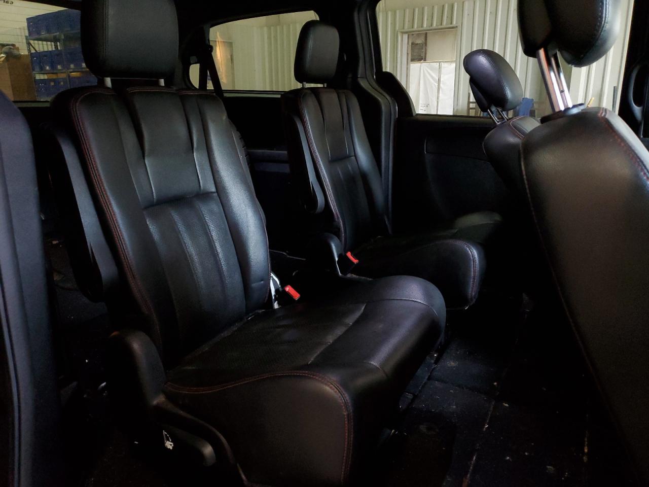 2016 Dodge Grand Caravan R/T VIN: 2C4RDGEG8GR375841 Lot: 85139044