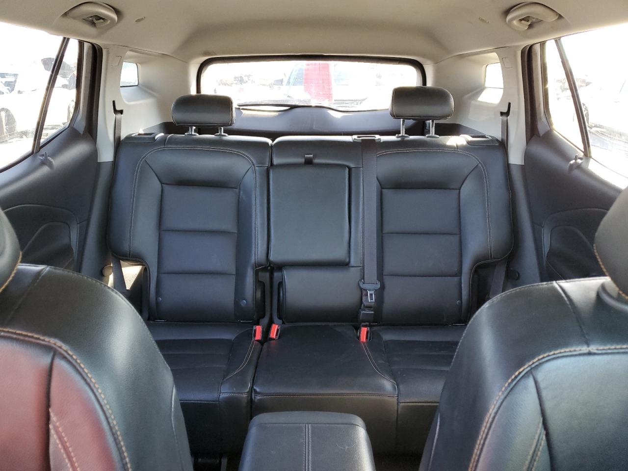 2020 GMC Terrain - Image 10