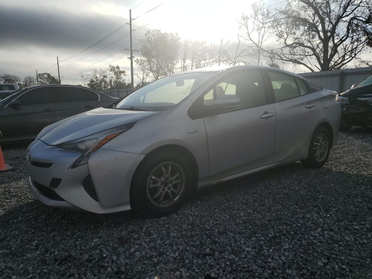 2016 TOYOTA PRIUS