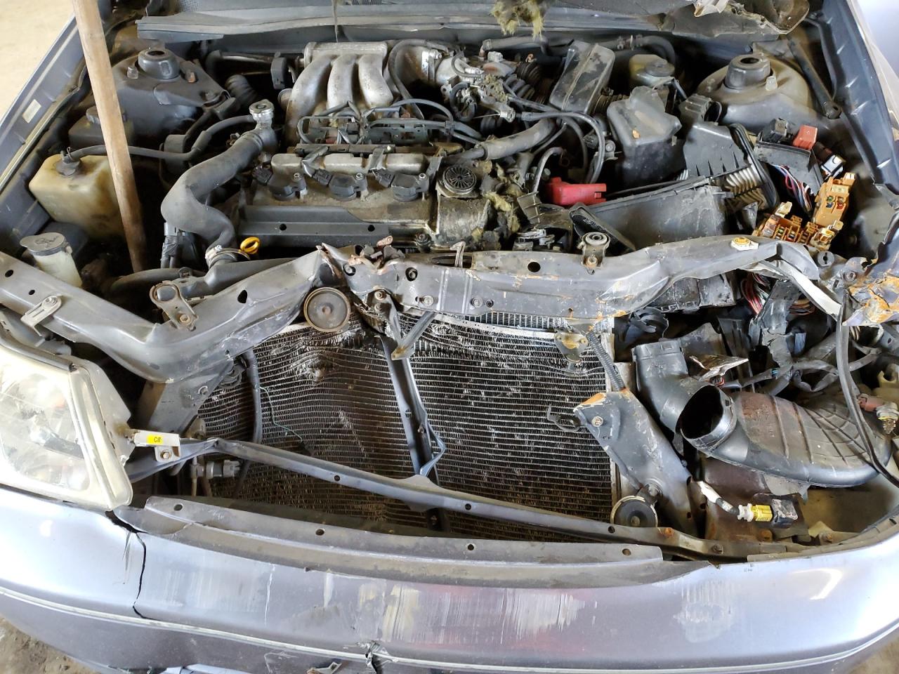 2000 Toyota Avalon - Image 12