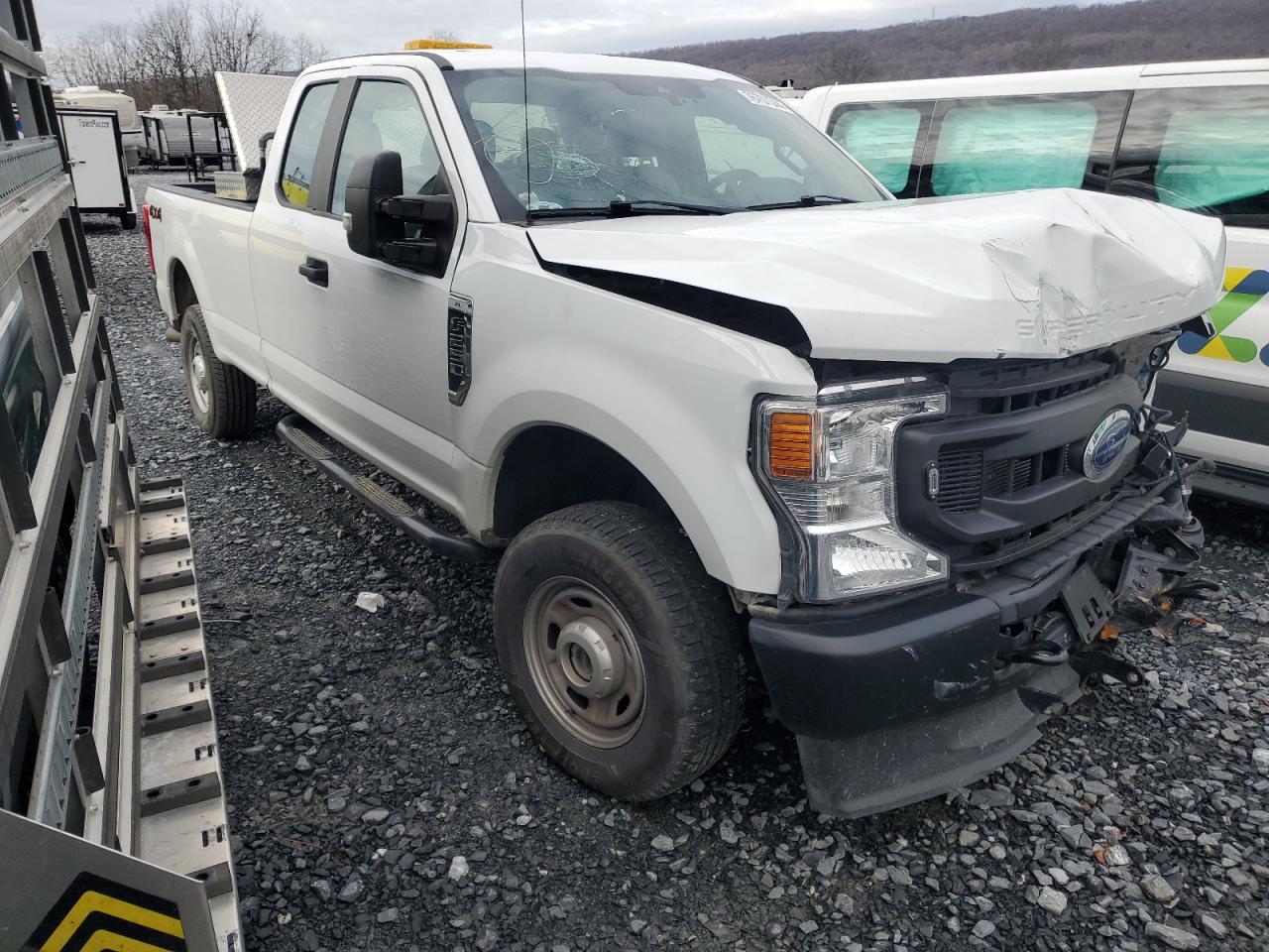 2020 Ford F250 - Image 4