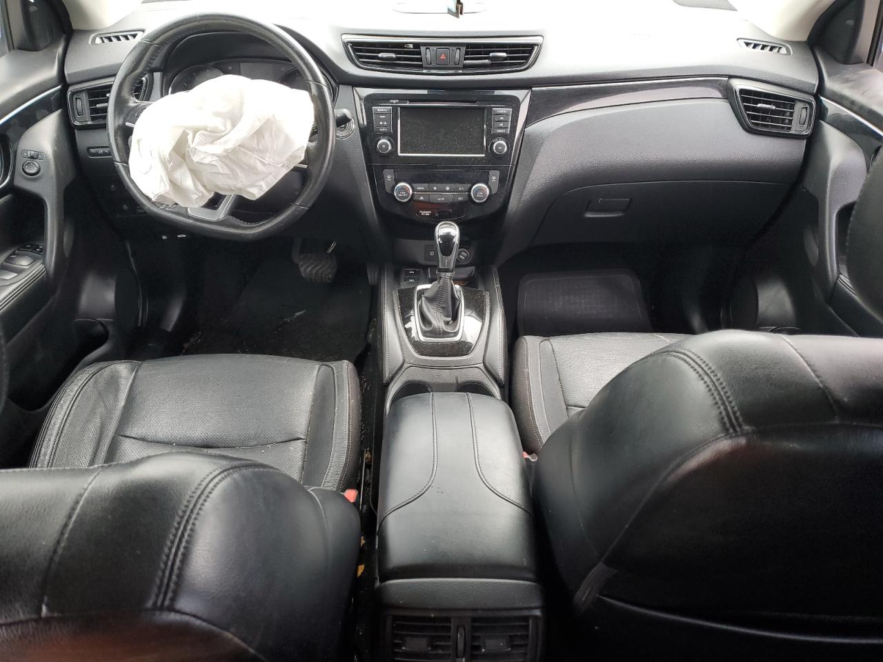2019 Nissan Rogue - Image 8