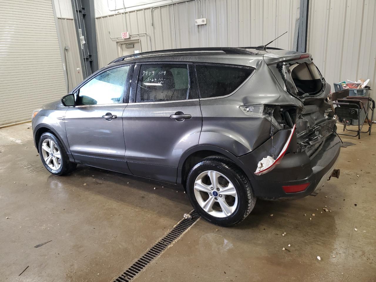 VIN 1FMCU9G98FUA45761 2015 FORD ESCAPE no.2