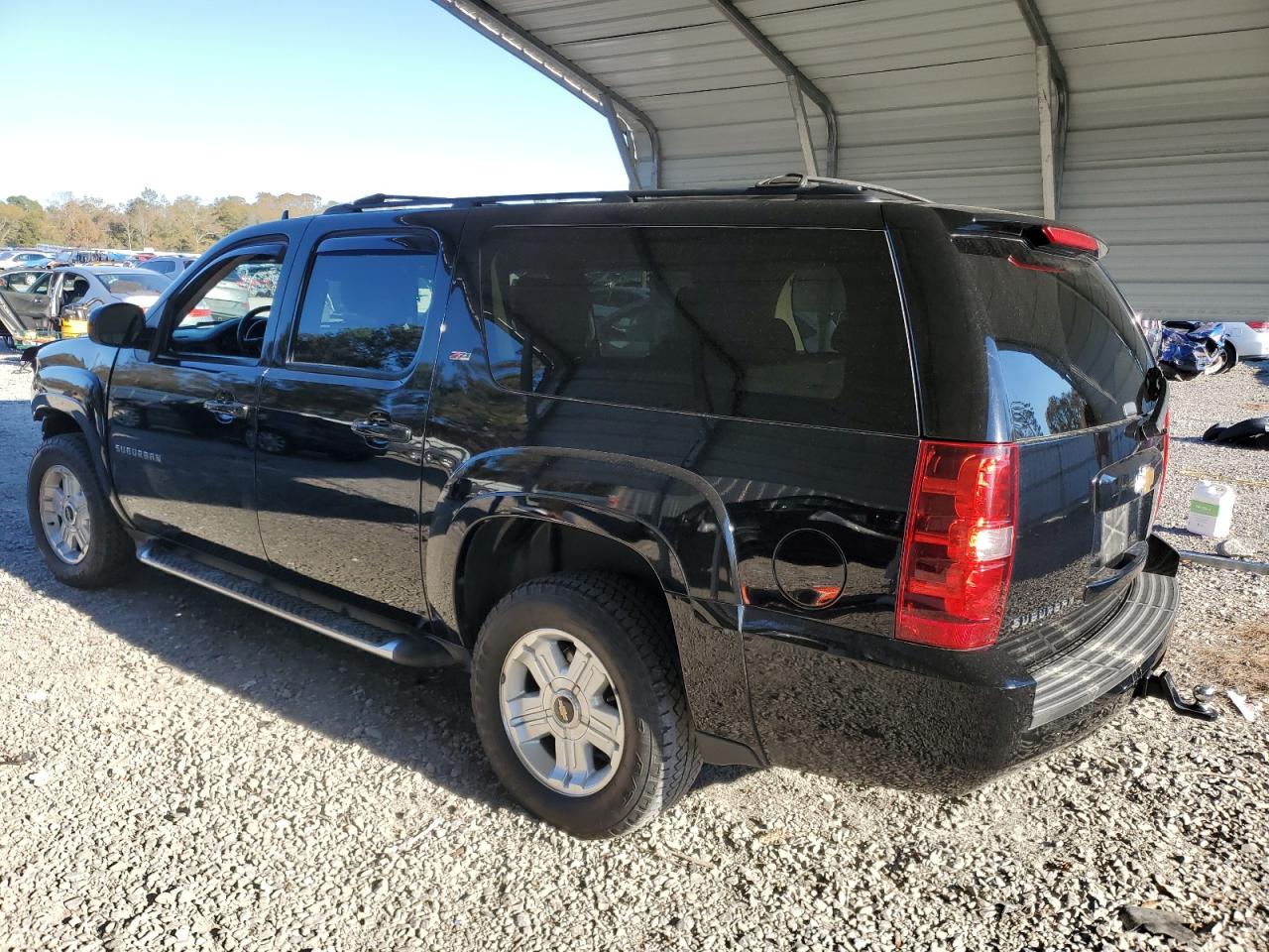 2013 Chevrolet Suburban - Image 2