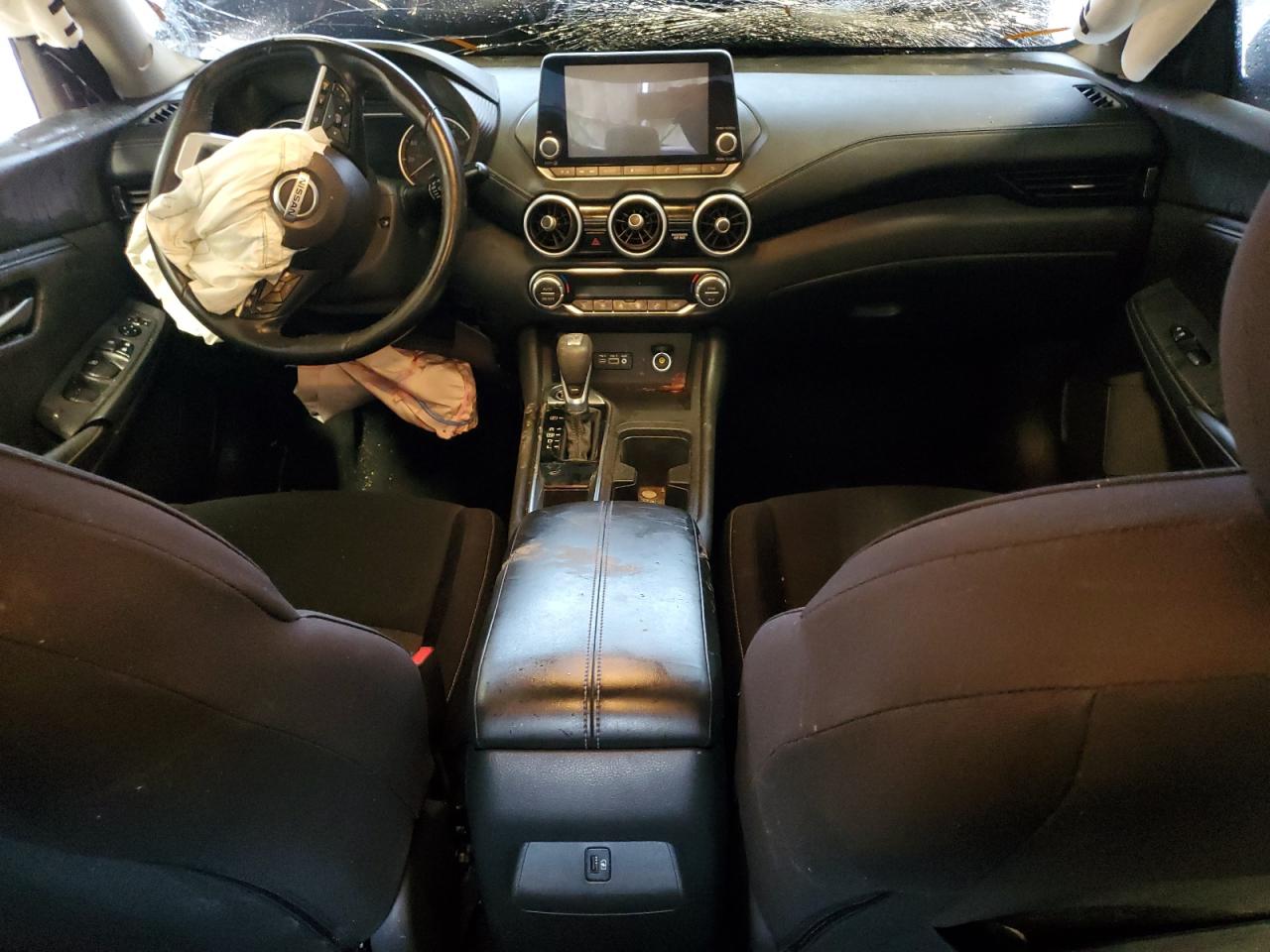 2021 Nissan Sentra - Image 8
