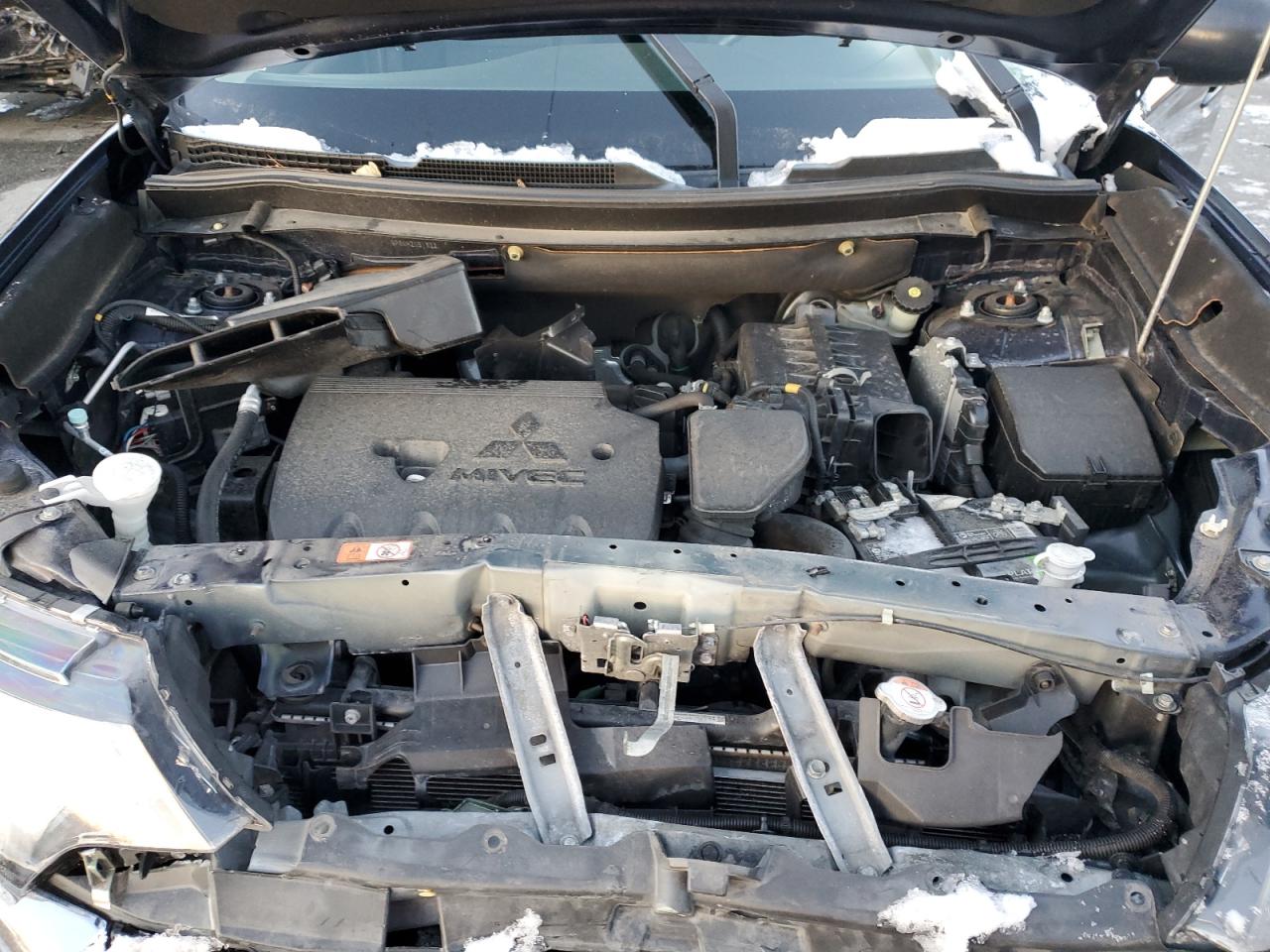 2017 Mitsubishi Outlander Es VIN: JA4AD2A30HZ051822 Lot: 85850924