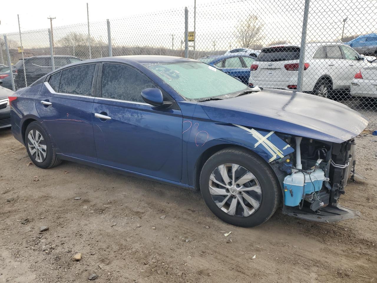 2020 Nissan Altima - Image 4