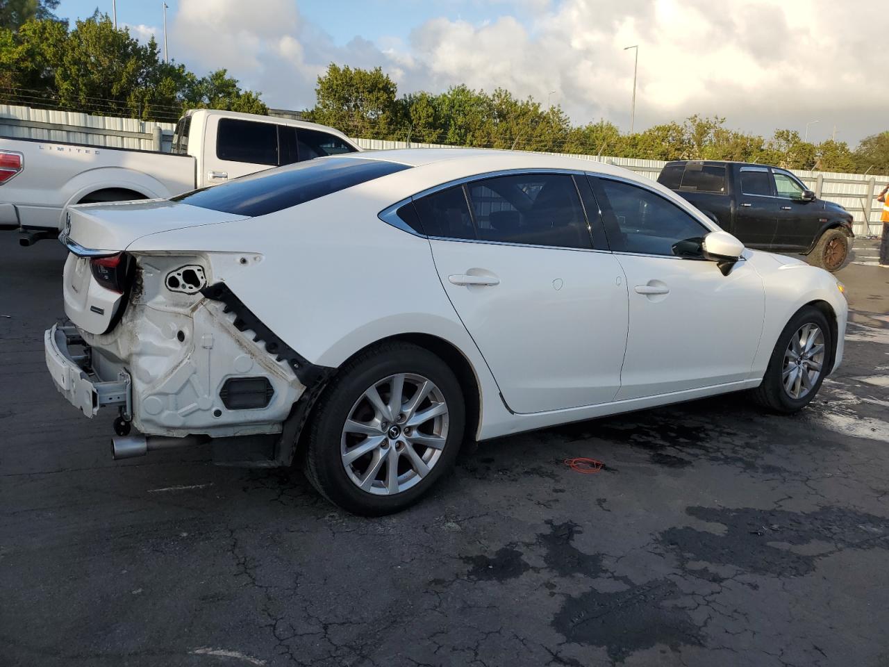 2016 Mazda 6 - Image 3