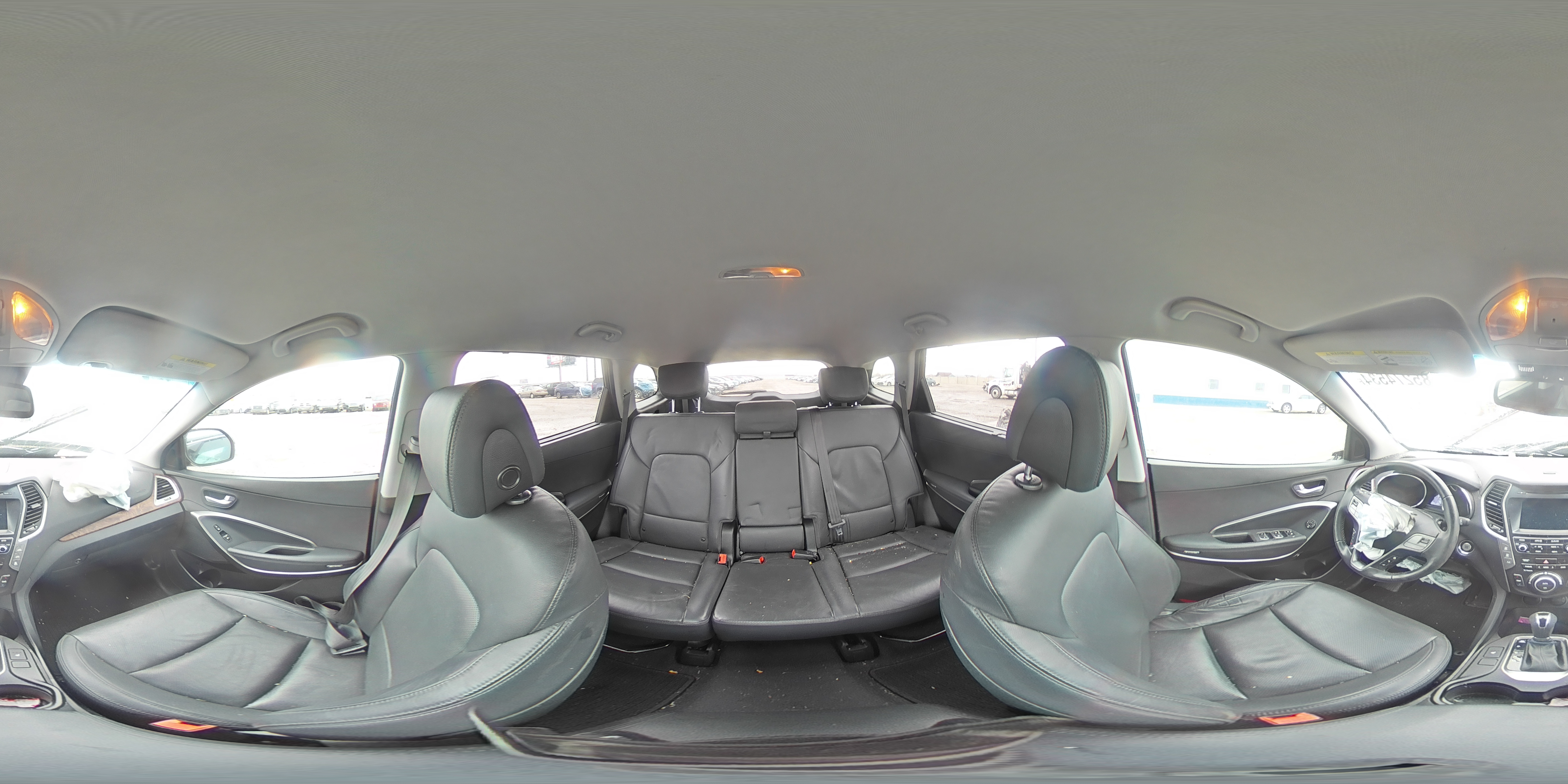 2017 Hyundai Santa Fe - Image 14