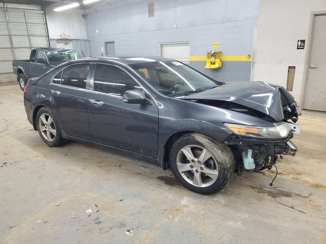 VIN JH4CU2F69DC010022 2013 ACURA TSX no.4