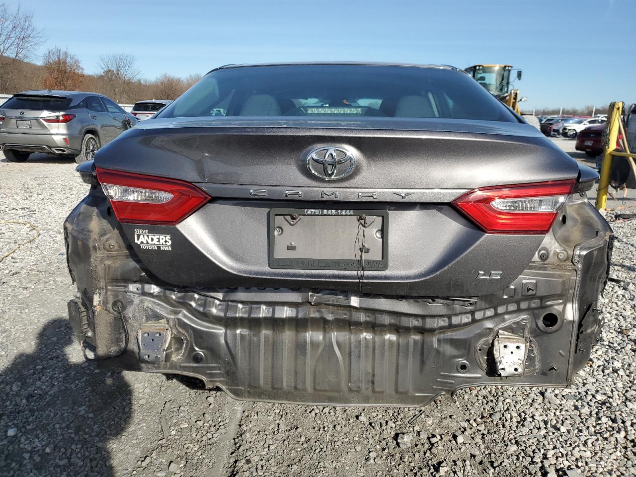 2018 Toyota Camry L VIN: 4T1B11HK1JU140386 Lot: 84268914