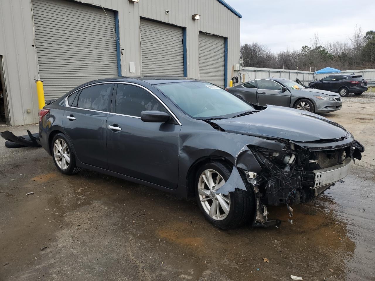 2013 Nissan Altima - Image 4