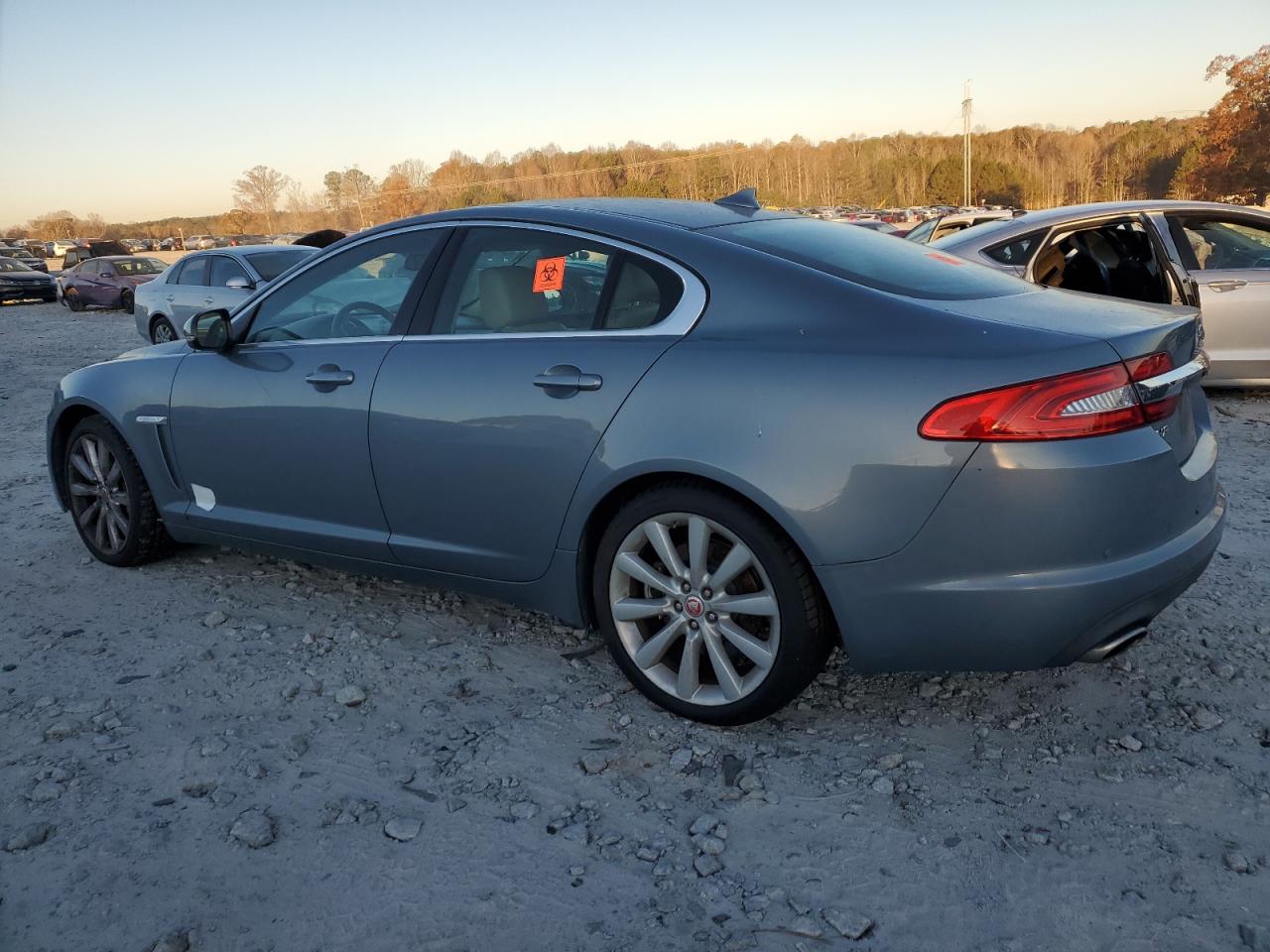 VIN SAJWJ0EF8E8U17476 2014 JAGUAR XF no.2