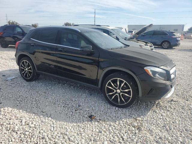  MERCEDES-BENZ GLA-CLASS 2016 Czarny