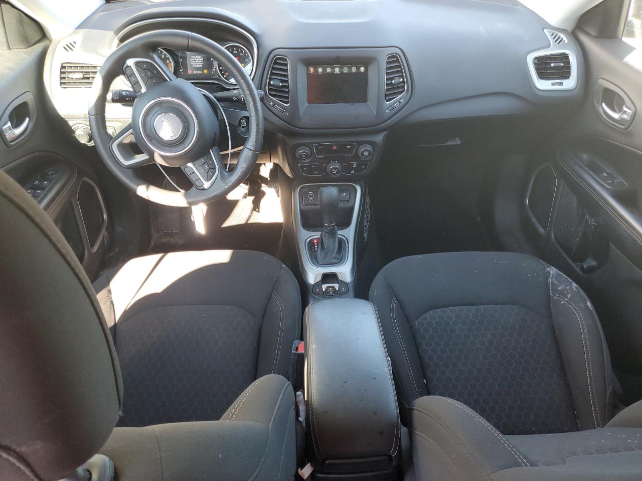 2021 Jeep Compass - Image 8