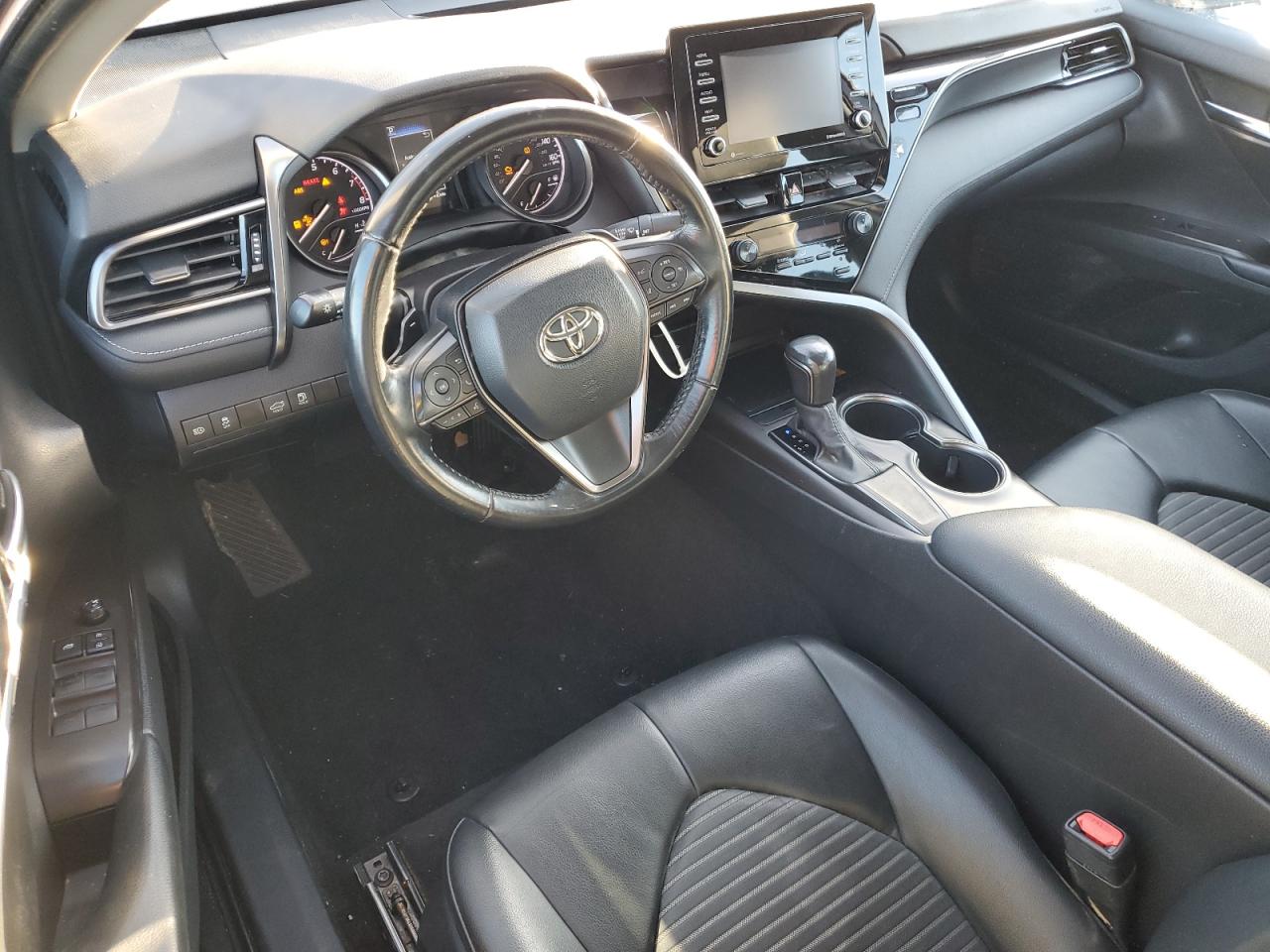2021 Toyota Camry - Image 8