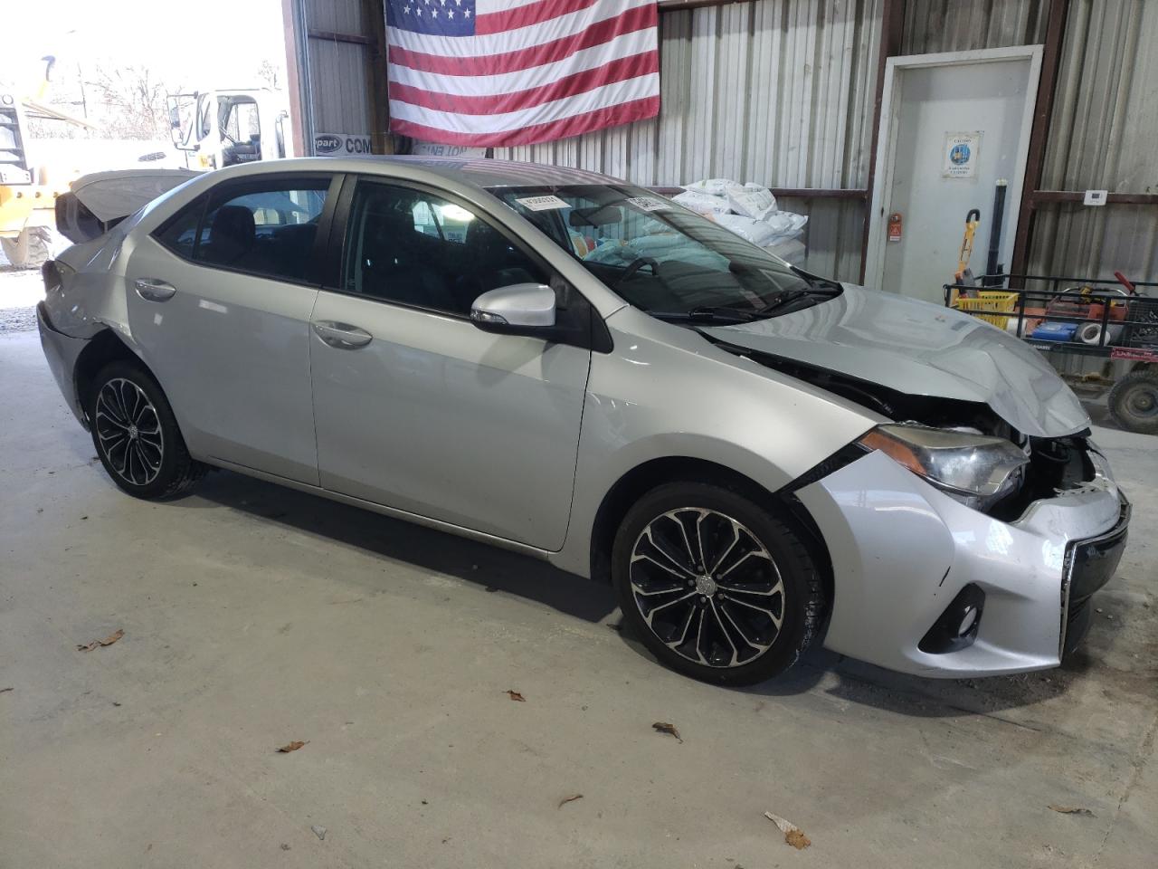 VIN 5YFBURHE8GP539001 2016 TOYOTA COROLLA no.4