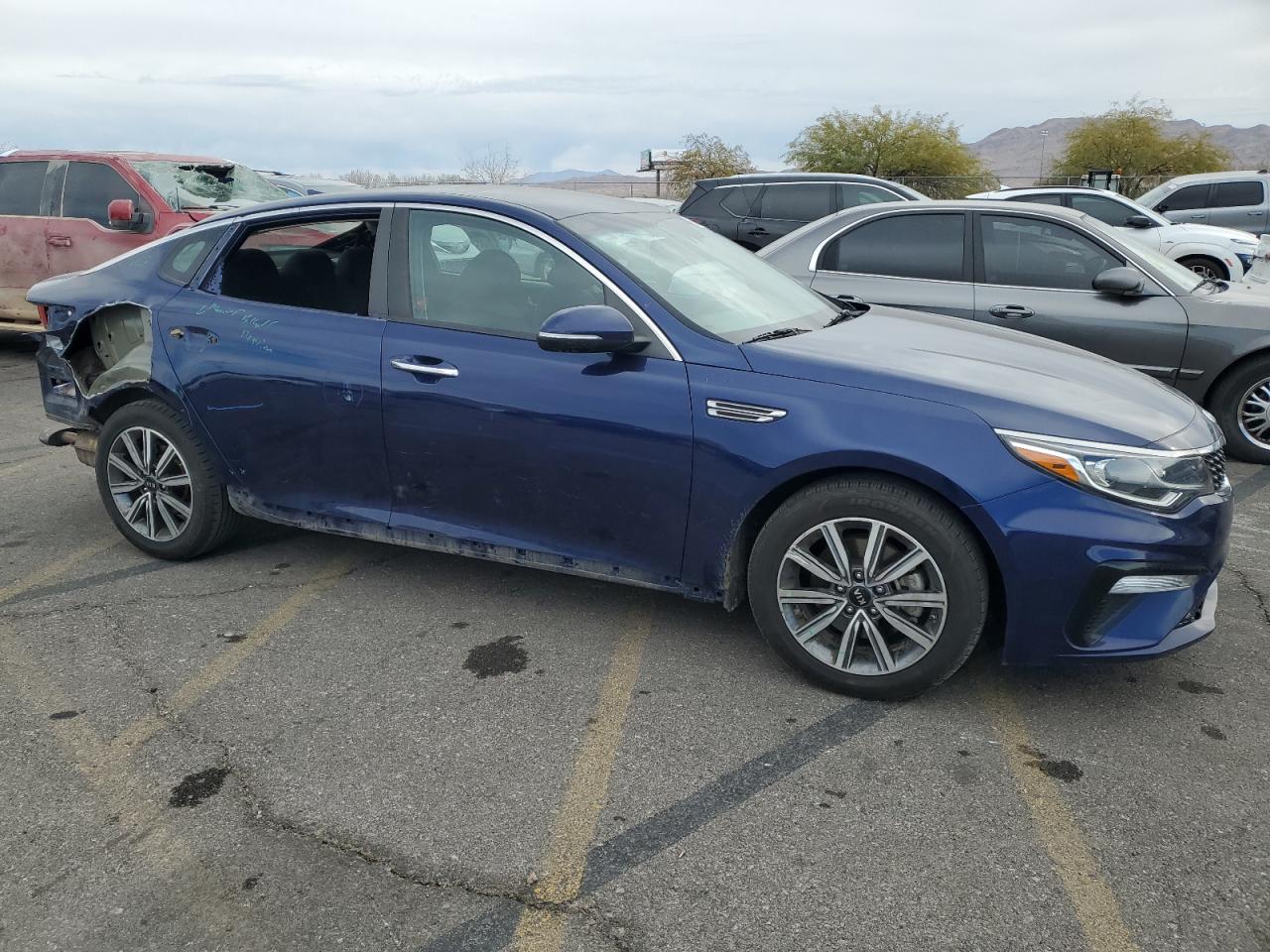2019 Kia Optima - Image 4