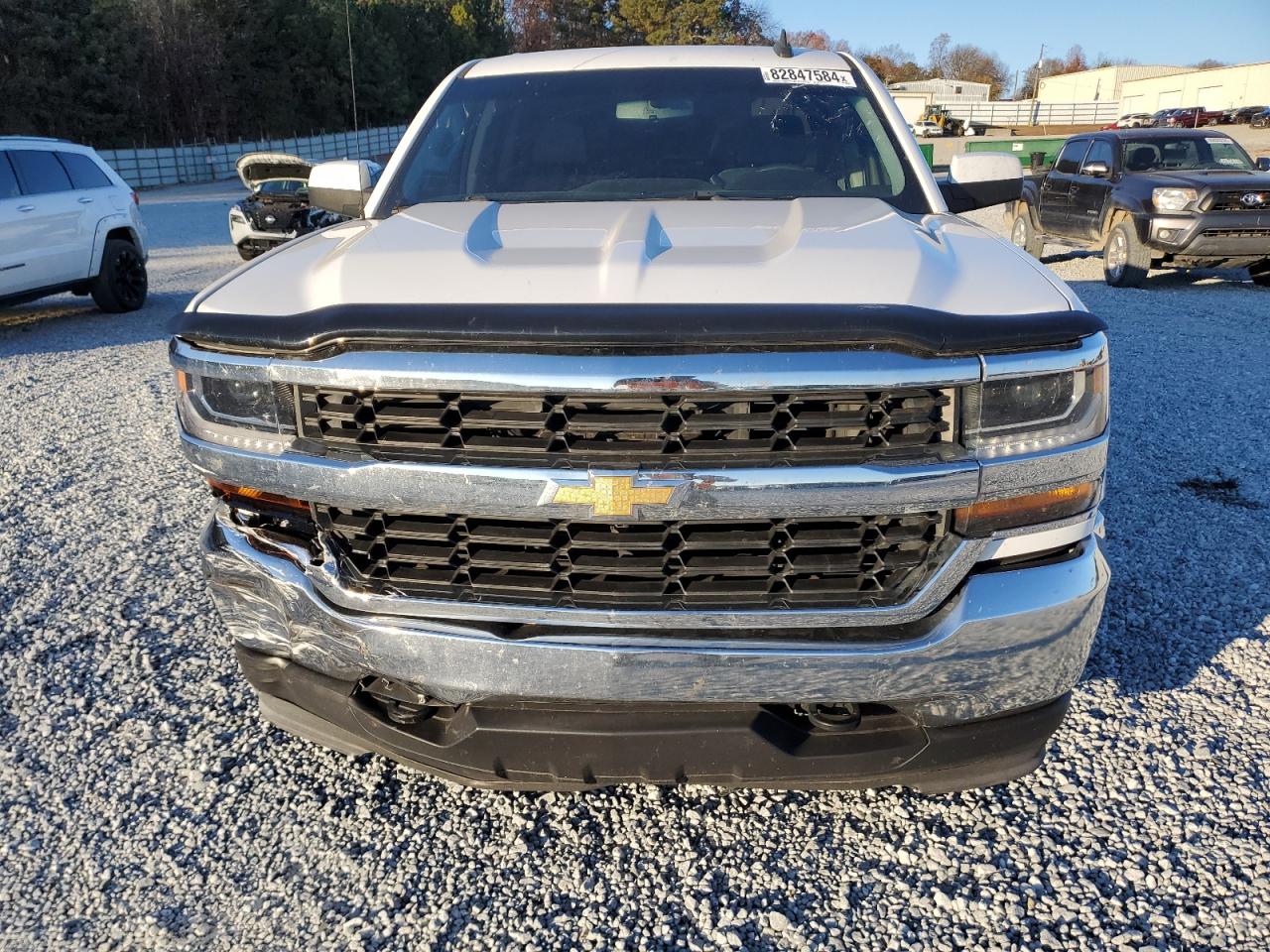 2017 Chevrolet Silverado - Image 5