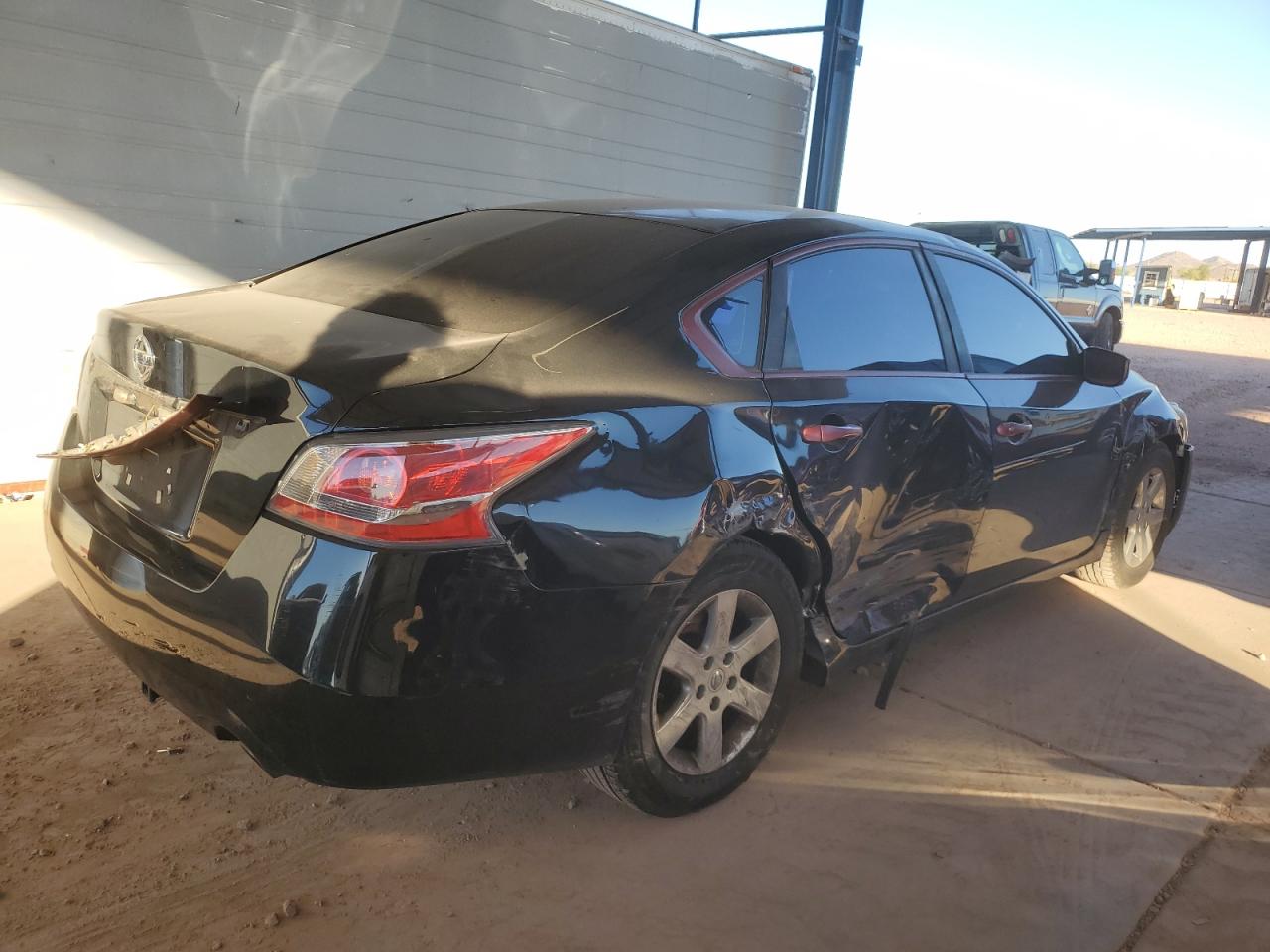 2015 Nissan Altima - Image 3