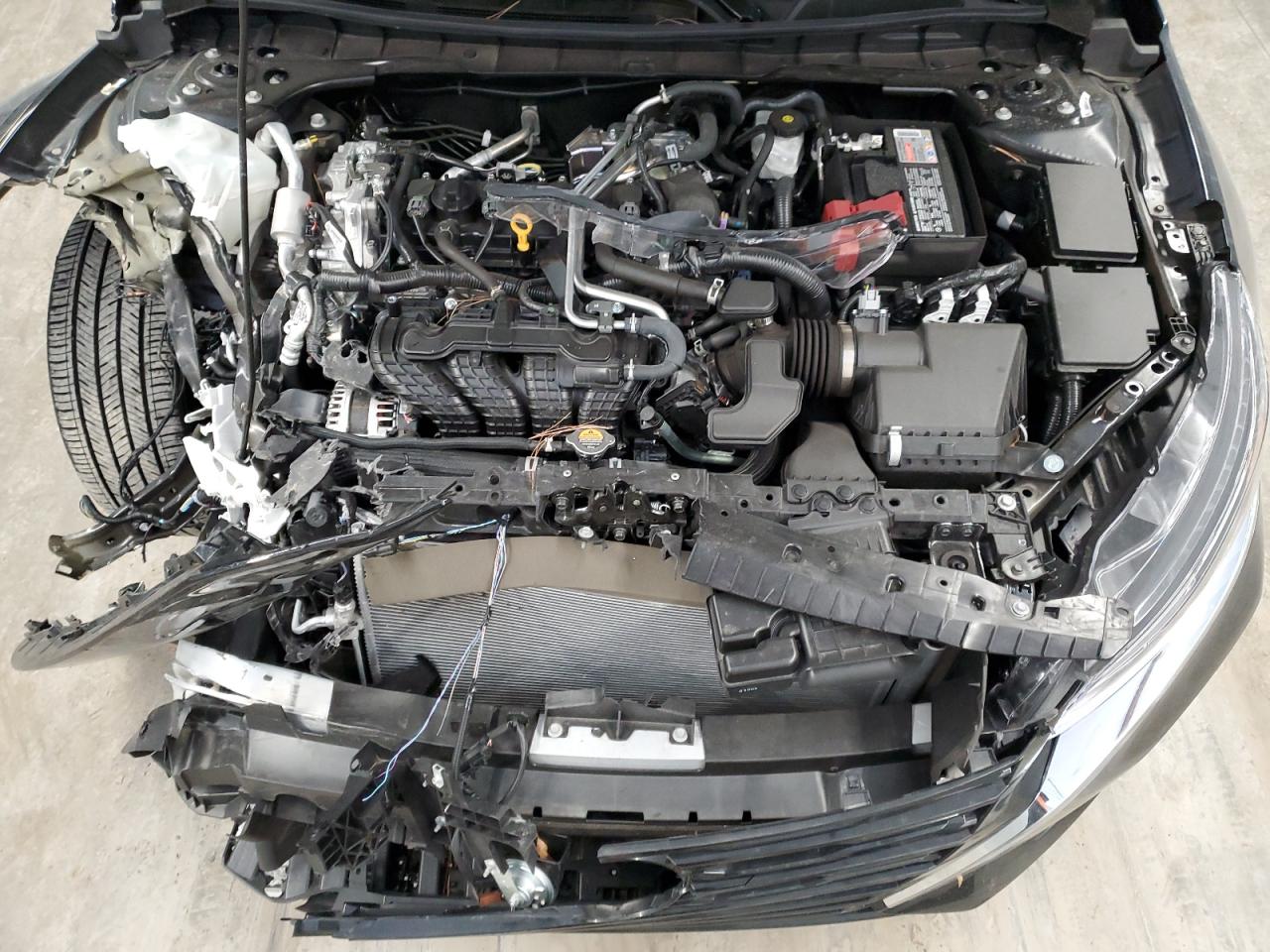 2024 Nissan Altima - Image 11