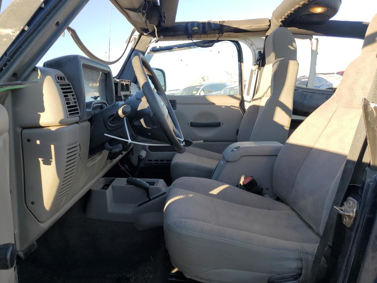 2005 Jeep Wrangler - Image 7