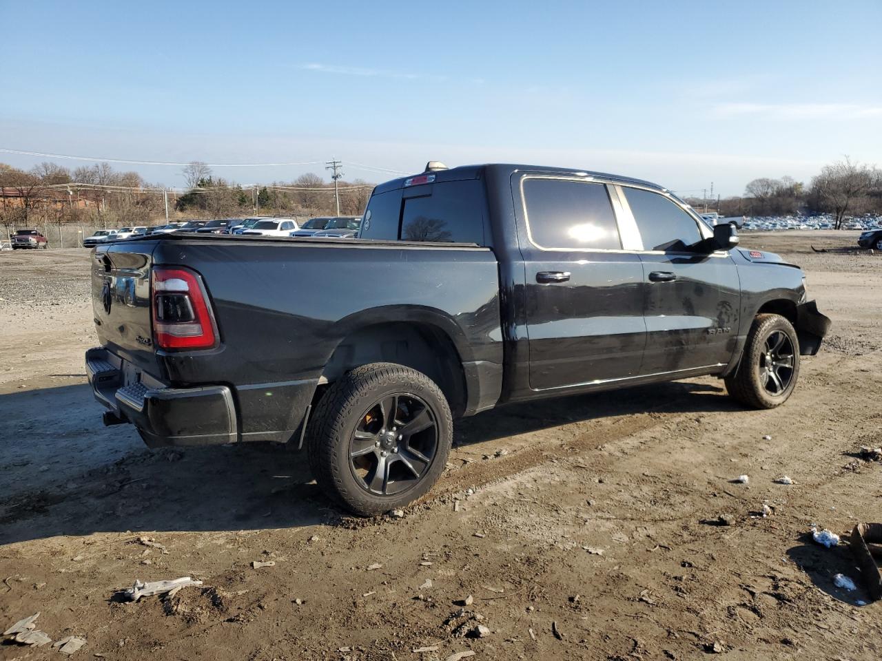 2020 RAM 1500 - Image 3