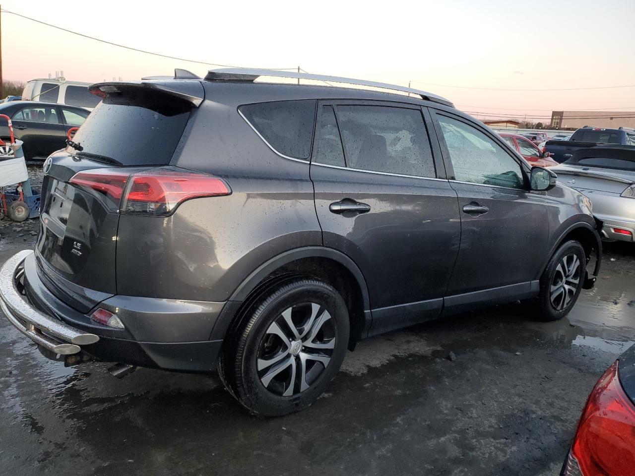 VIN 2T3BFREV7GW526518 2016 TOYOTA RAV4 no.3