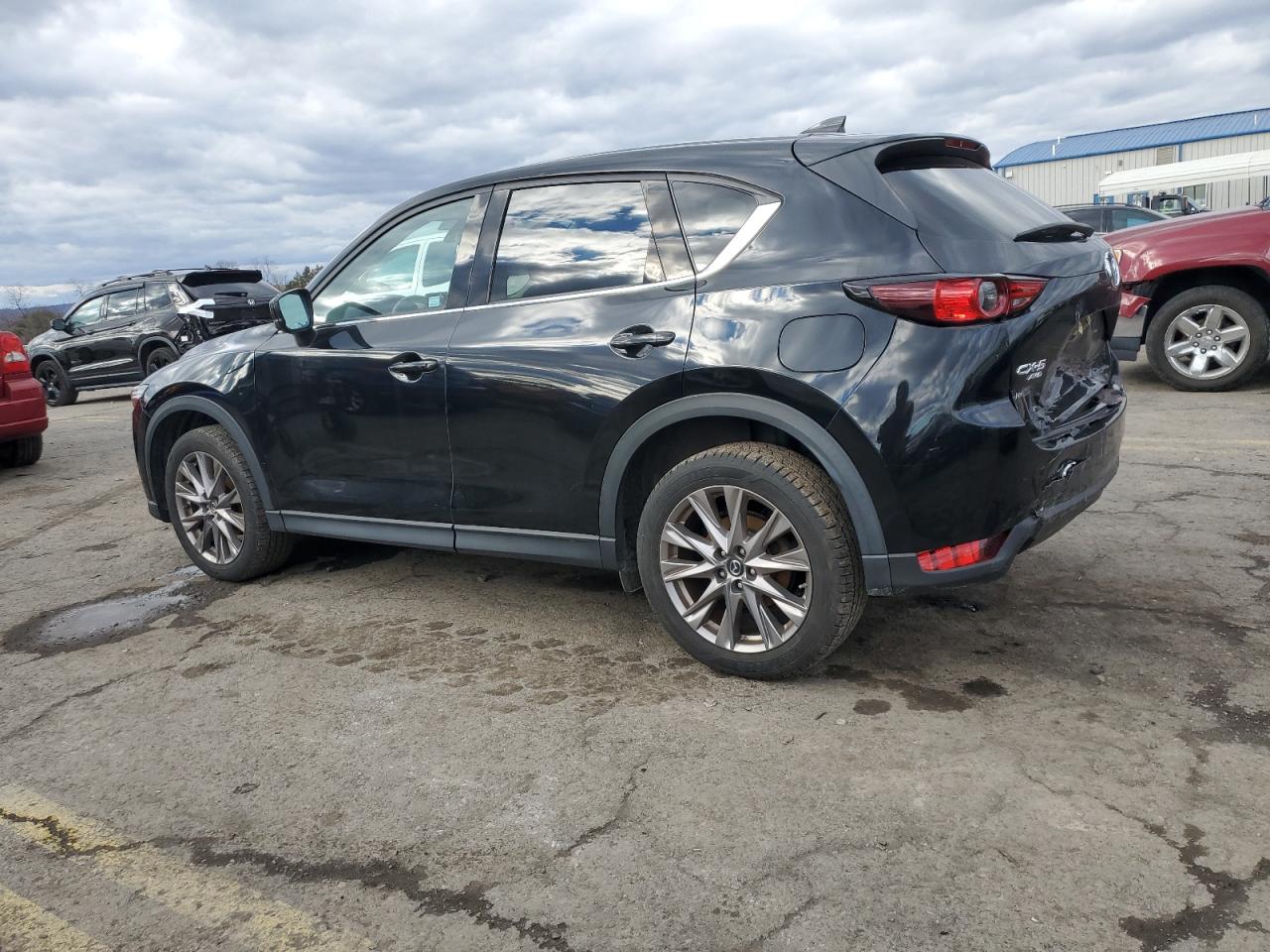 JM3KFBDM9K1553492 2019 MAZDA CX-5 - Image 2