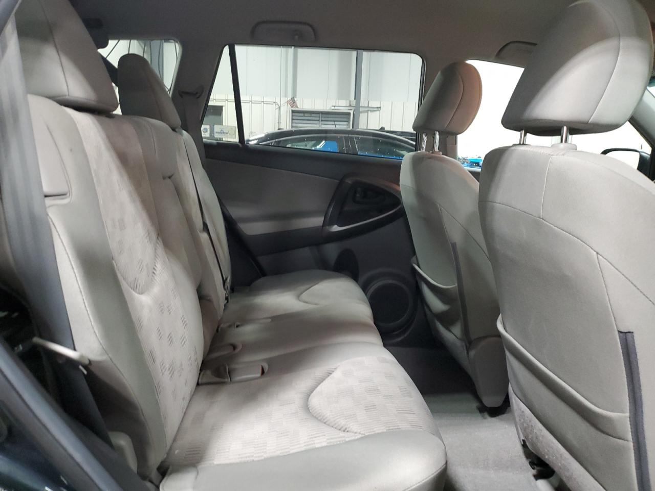 2012 Toyota RAV 4 - Image 11
