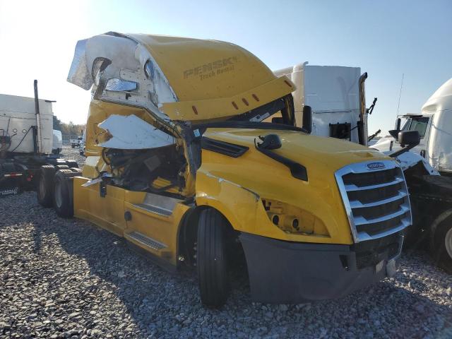 2020 Freightliner Cascadia 126