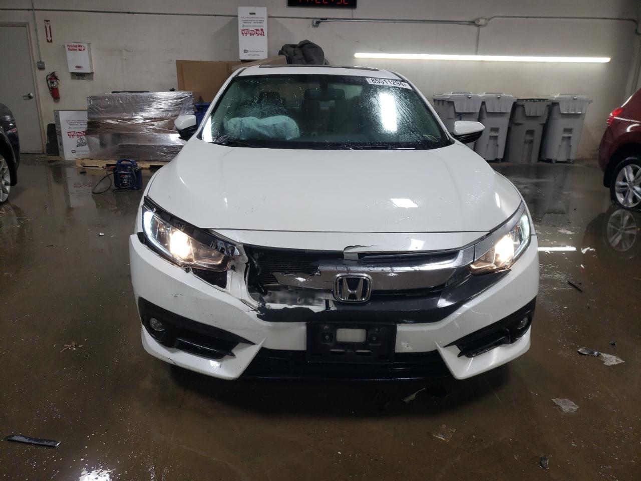 2017 Honda Civic - Image 5