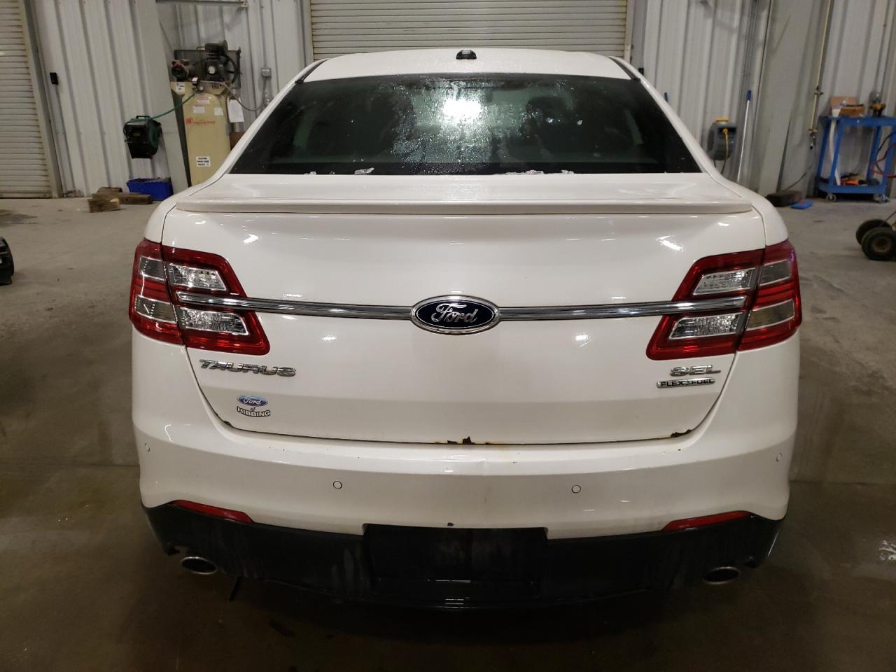 2013 Ford Taurus - Image 6