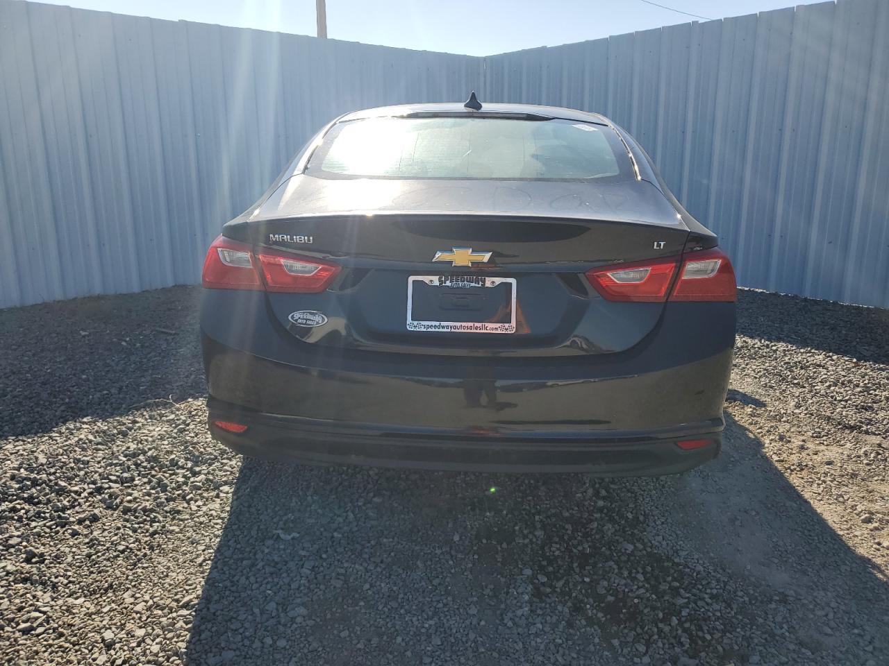 VIN 1G1ZD5ST2JF274520 2018 CHEVROLET MALIBU no.6