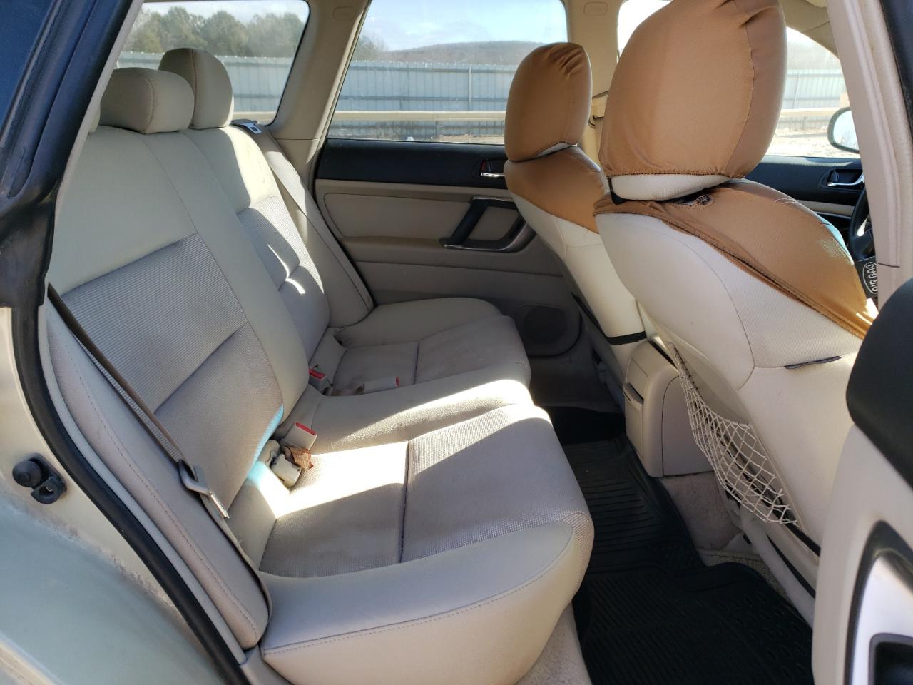 2007 Subaru Outback - Image 11