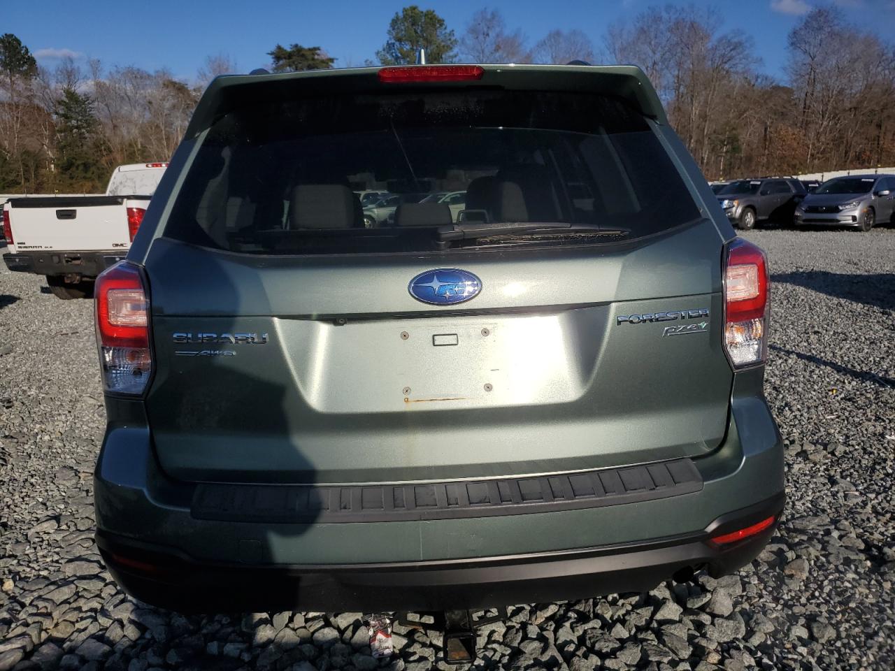 VIN JF2SJAGC1HH523568 2017 SUBARU FORESTER no.6