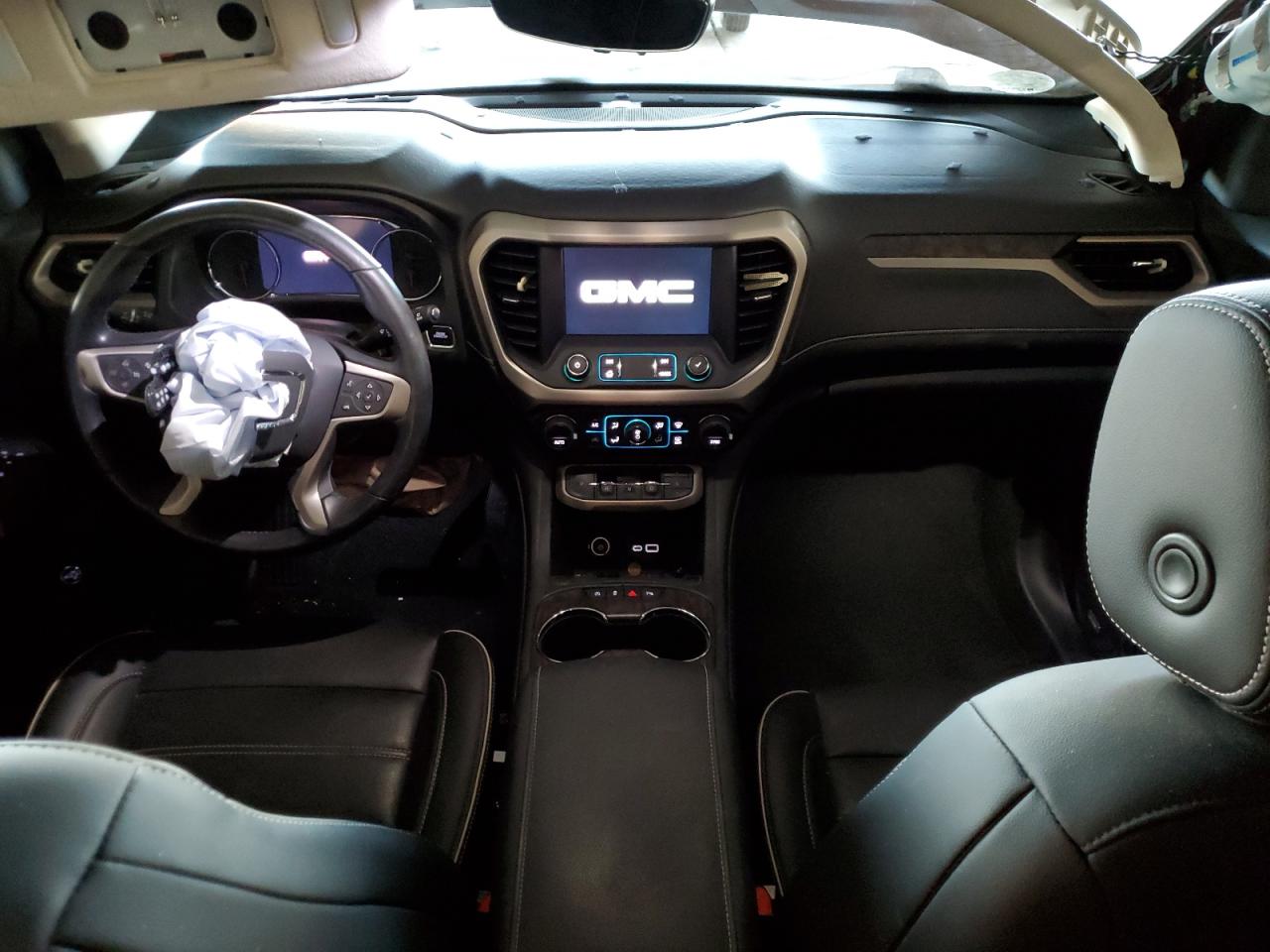 2021 GMC Acadia - Image 8