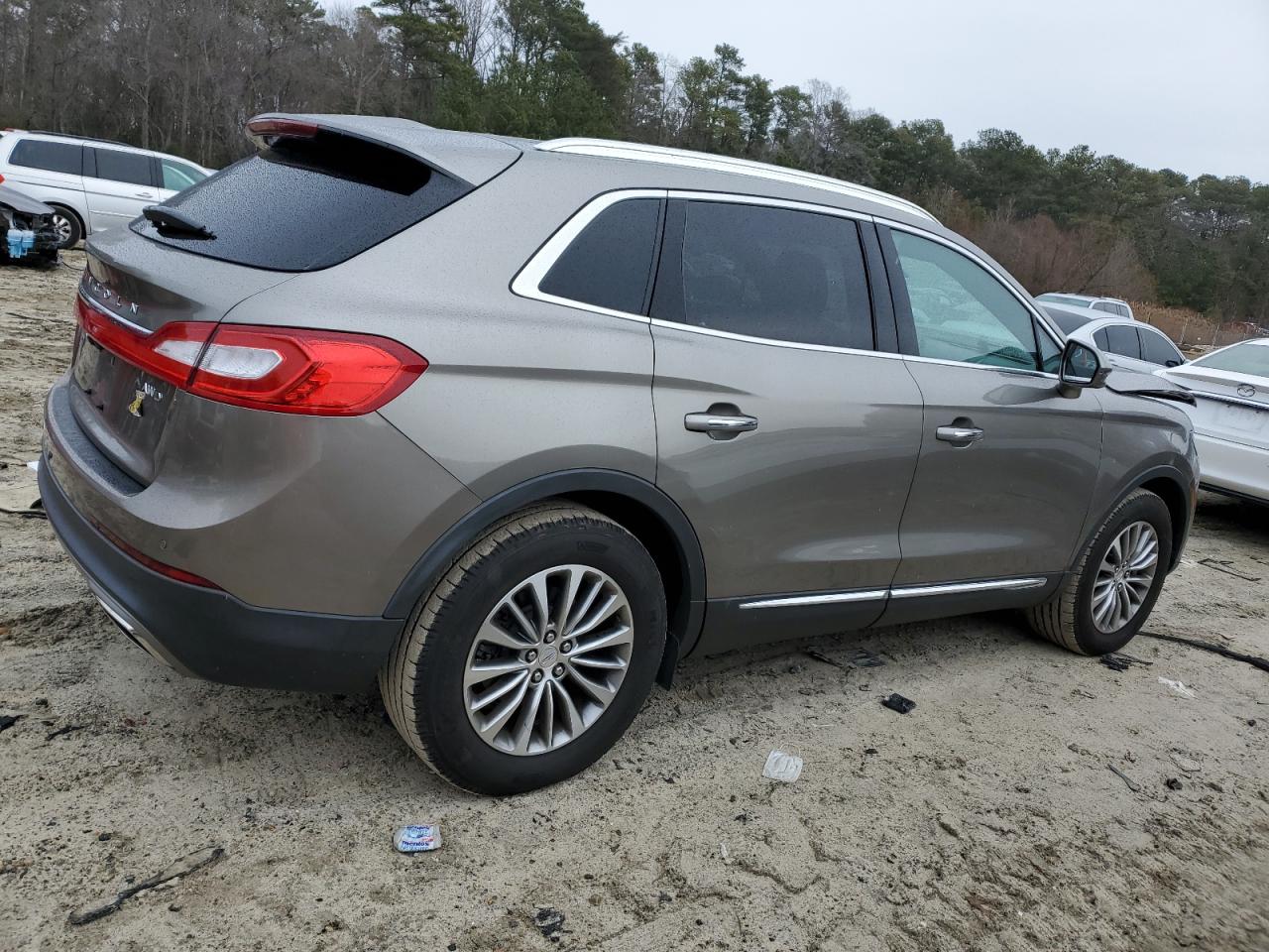2016 Lincoln MKX - Image 3