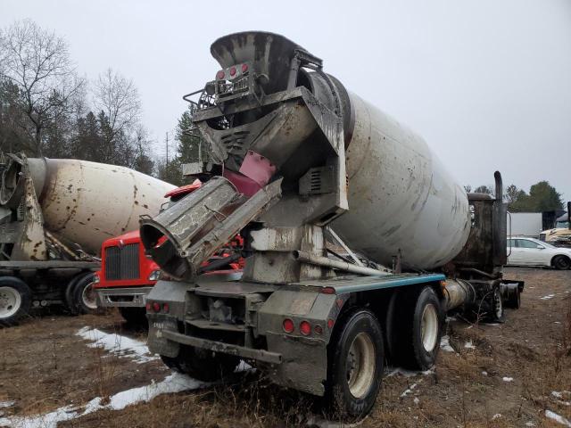2006 MACK 700 CT700