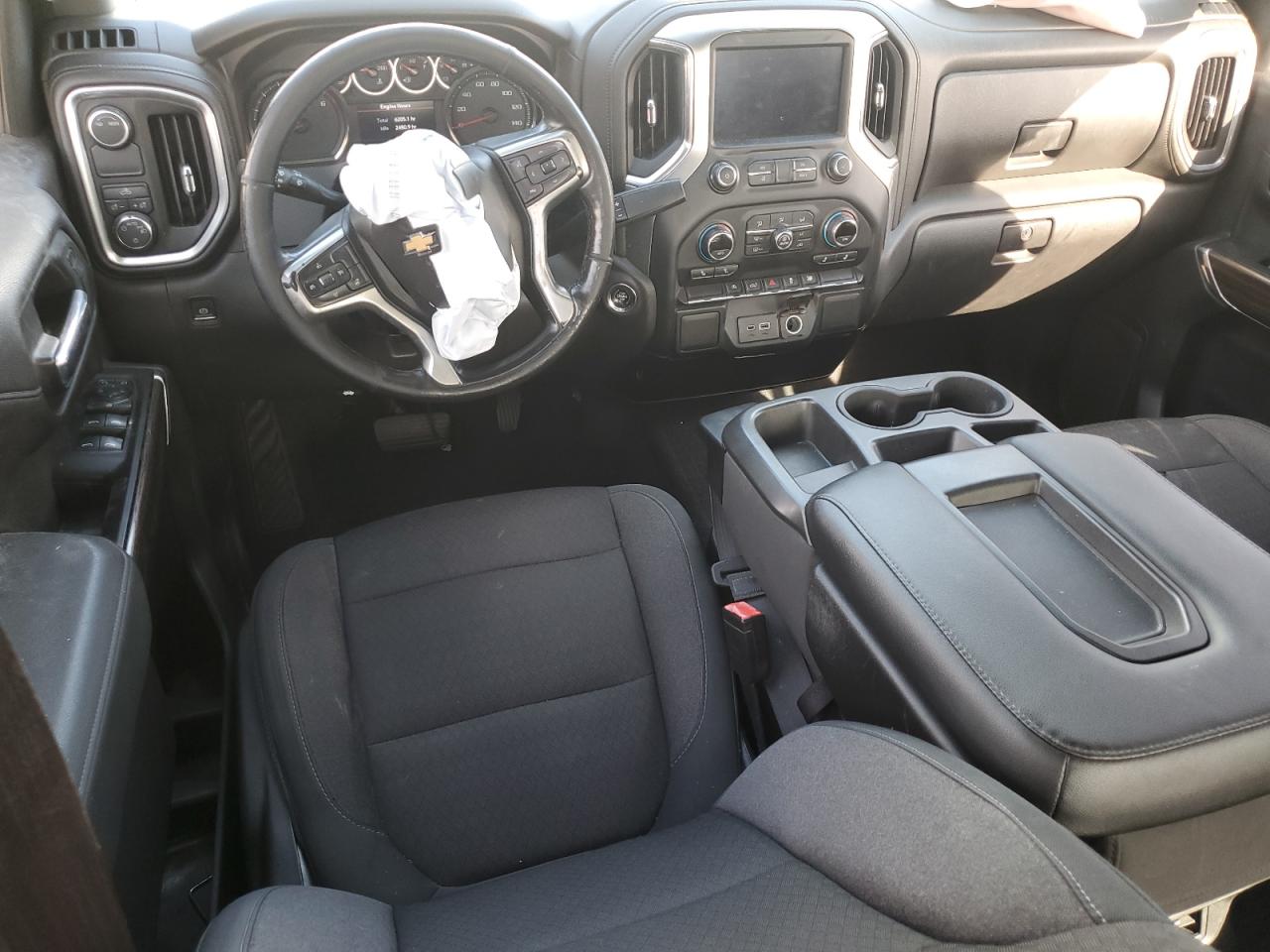 2020 Chevrolet Silverado - Image 8