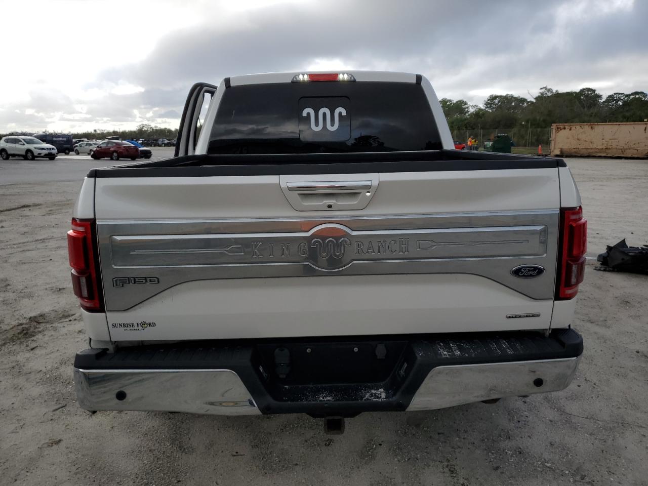 2015 Ford F-150 - Image 6