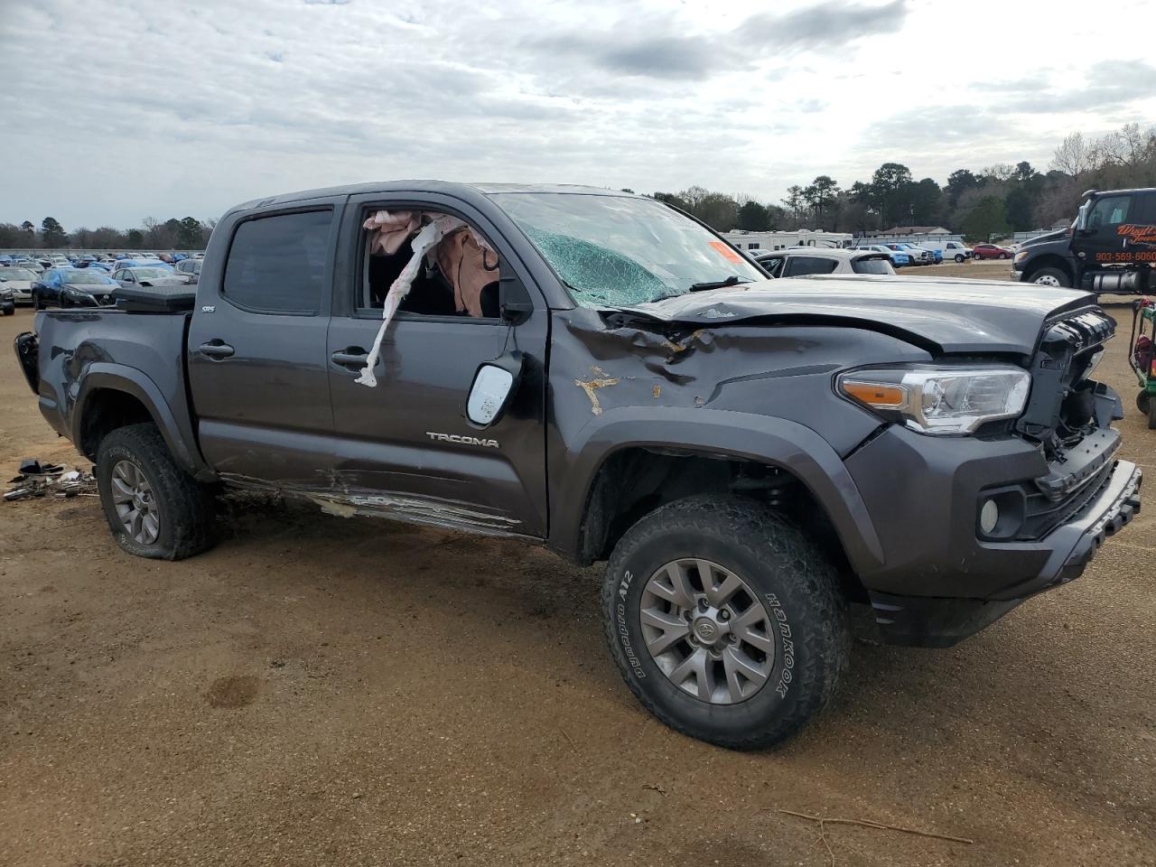 2019 Toyota Tacoma - Image 4