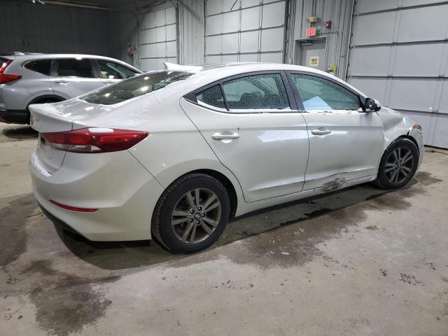  HYUNDAI ELANTRA 2018 Бежевий