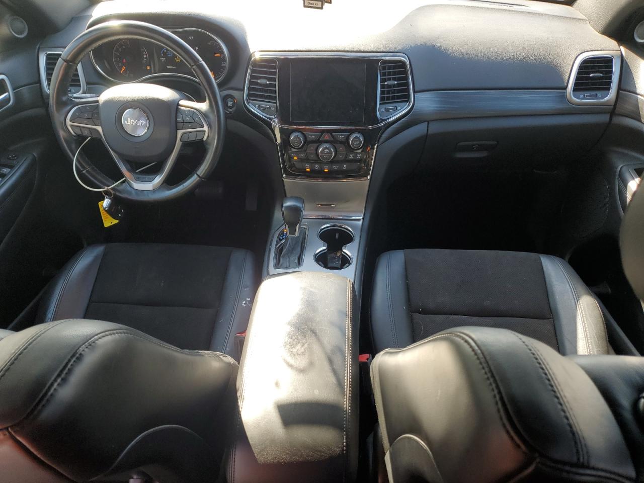 2020 Jeep Grand Cherokee - Image 8