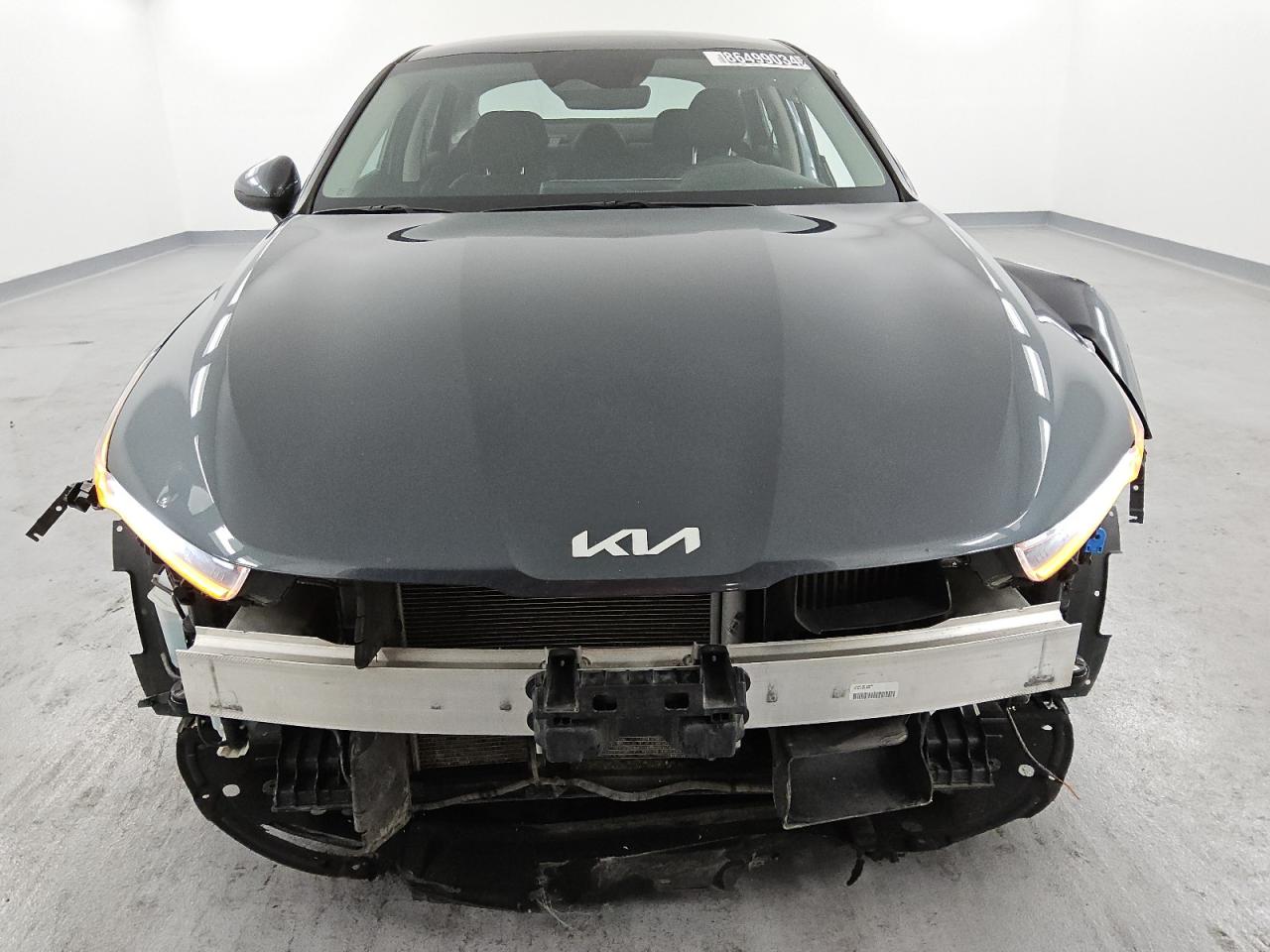 2023 Kia K5 - Image 5
