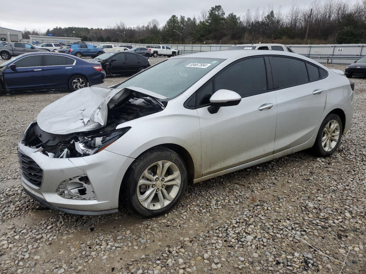 2019 Chevrolet Cruze Ls for Sale in Memphis, TN - Front End