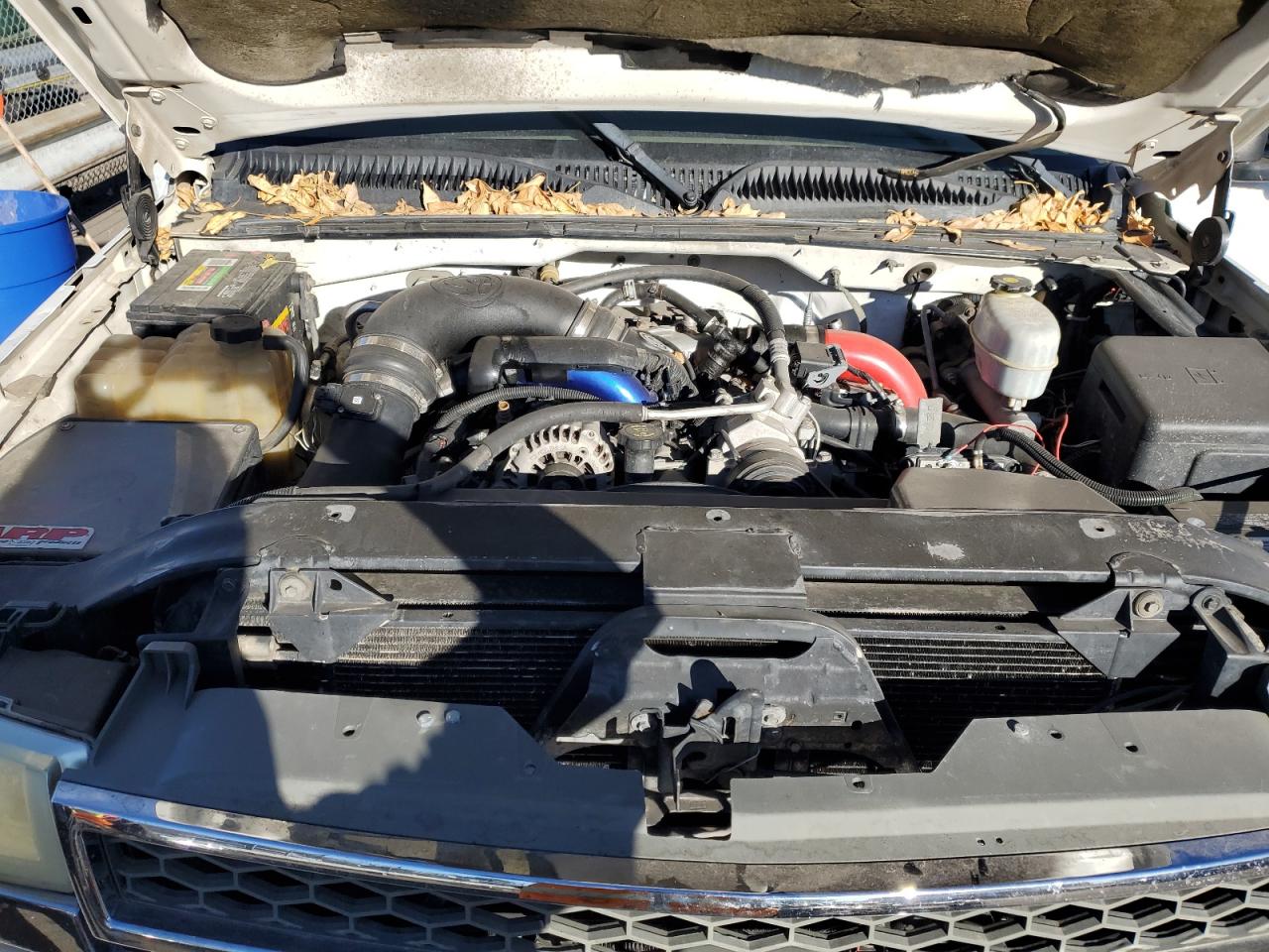 2004 Chevrolet Silverado - Image 11
