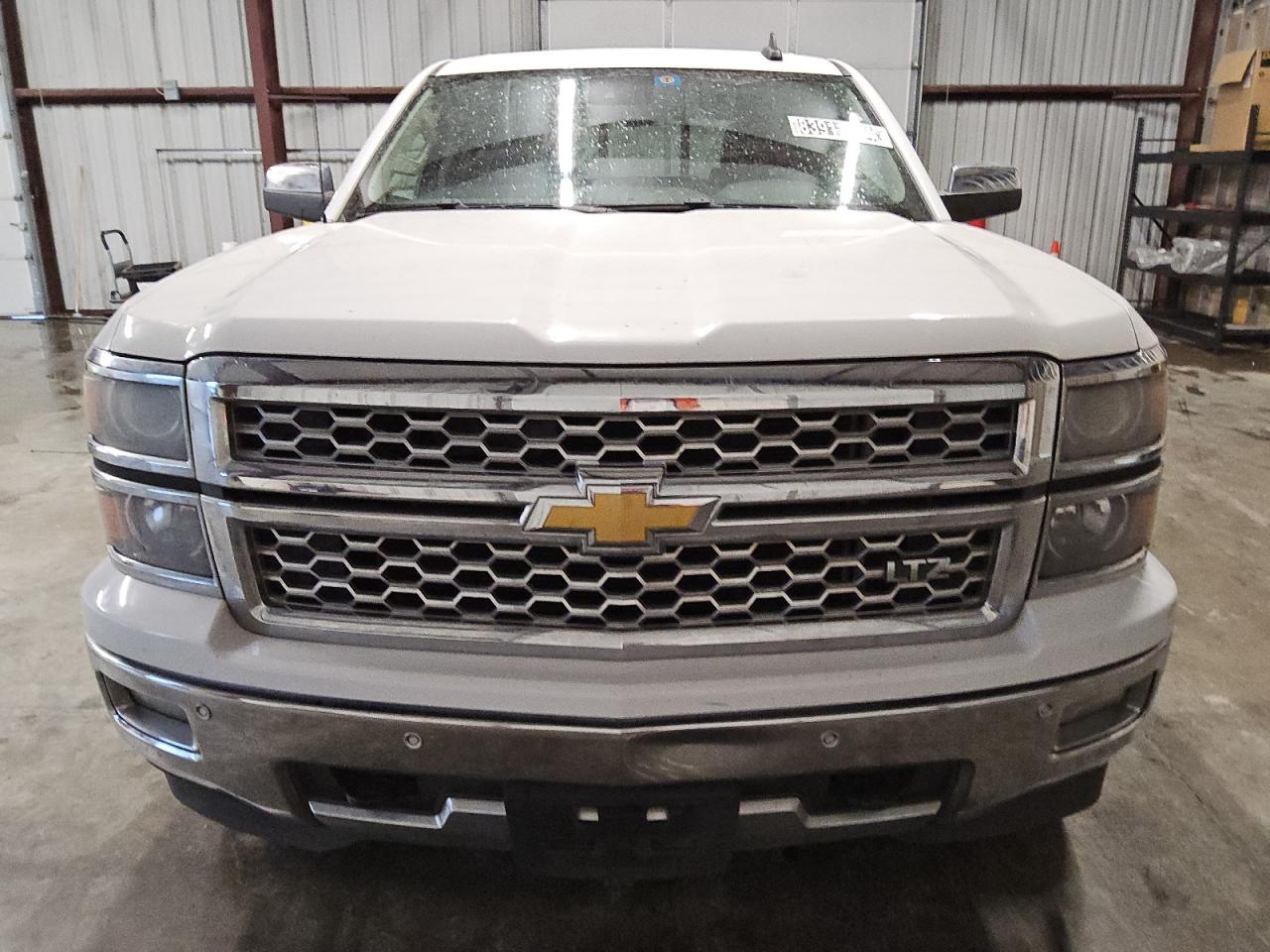 2015 Chevrolet Silverado - Image 5